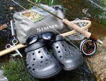 My gear. All I need for summer fly fishing. Other things worsen your mobility and ease of fishing.